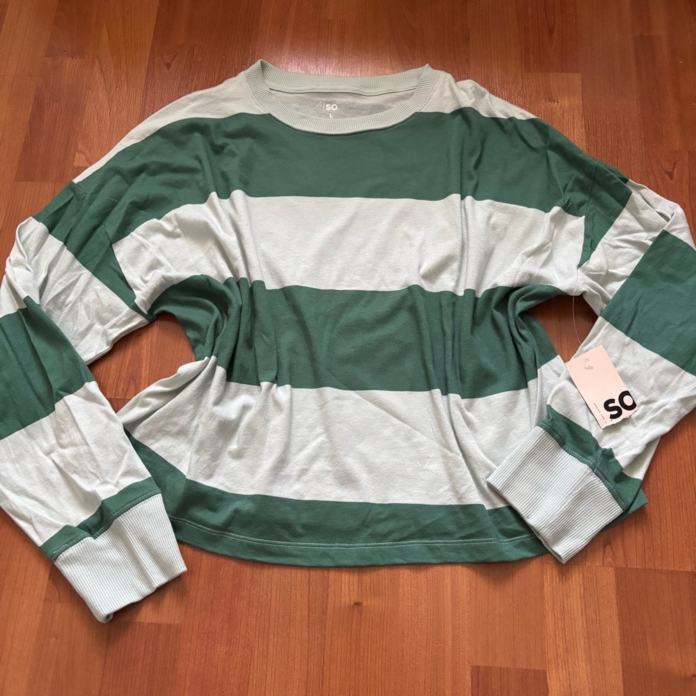 Women’s NWT green stripe long sleeve top size large